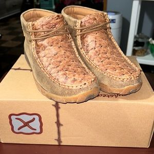 Twisted X Ladies Full Quill Driving Moccasins